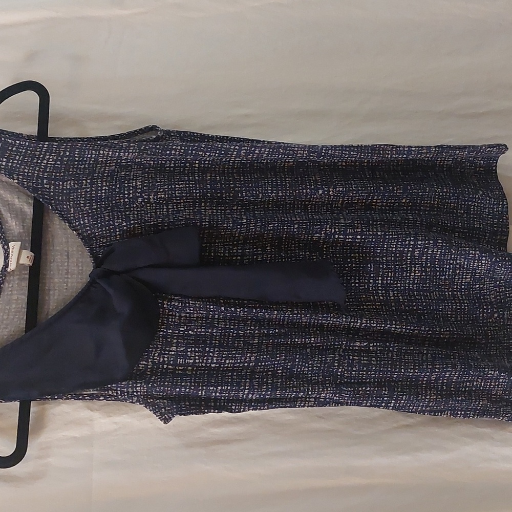 Merona soft printed sleeveless tank top with chiffon bow derail. Size M